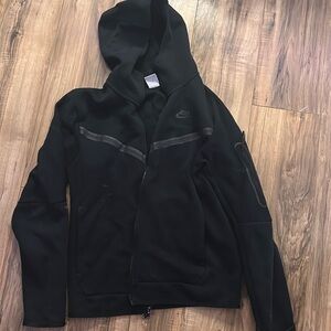 nike tech size small worn